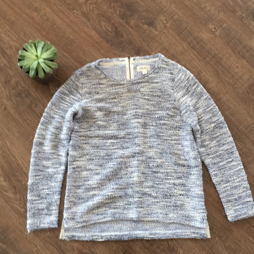 Navy cream and gold sweater